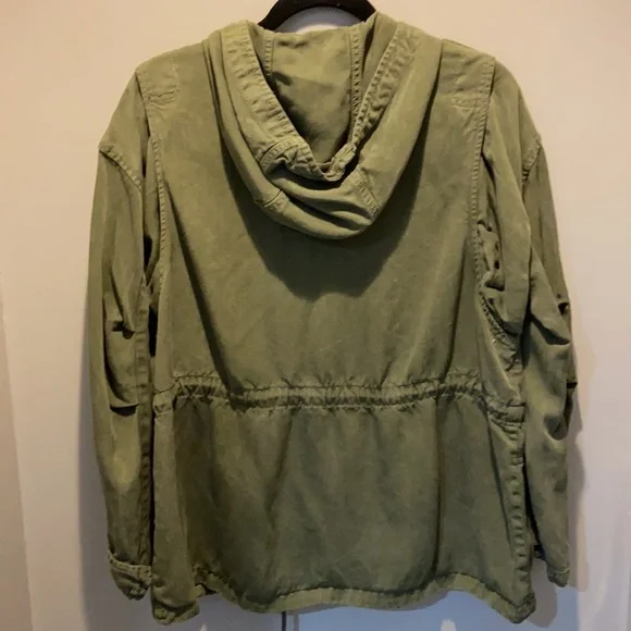 American Eagle Cargo Jacket - Picture 2 of 3